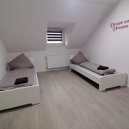 Estrella24 Living Rooms Chita Herne Exteriör bild